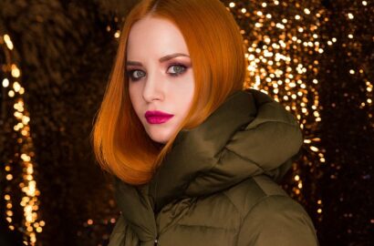 Jaki krój płaszcza dla niskiej osoby?